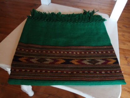 Woollen shawl with border - green